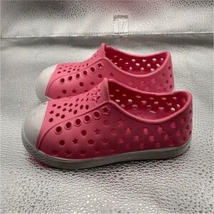 Native Girls Pink Star Cutout Slip-On Waterproof Flat Shoes Size 7-8